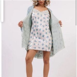 We are HAH Make it A Doble Robe in French Blue.Size S
